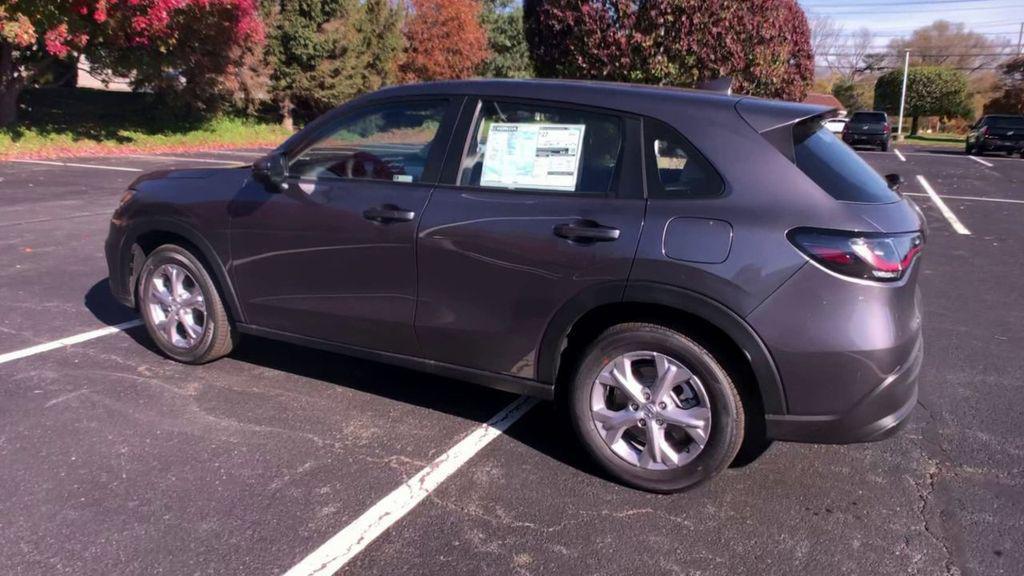 new 2025 Honda HR-V car, priced at $28,295