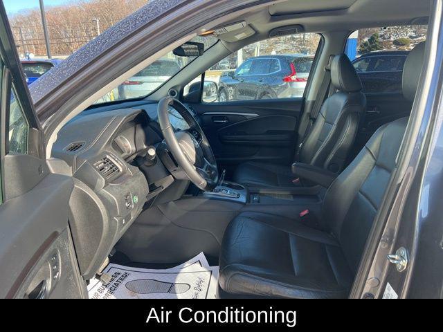 used 2021 Honda Pilot car, priced at $25,900