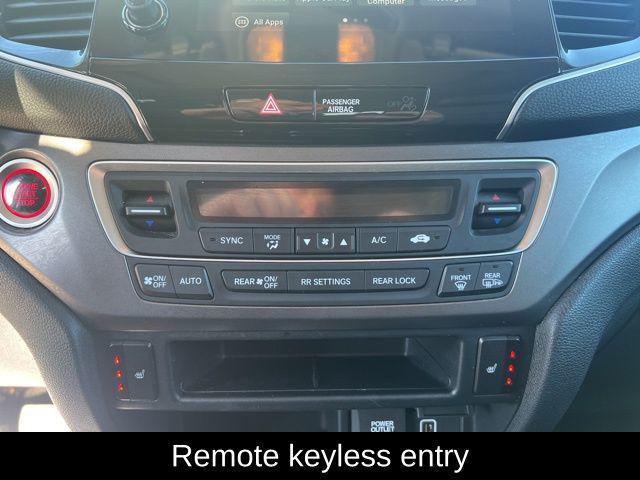 used 2021 Honda Pilot car, priced at $25,900