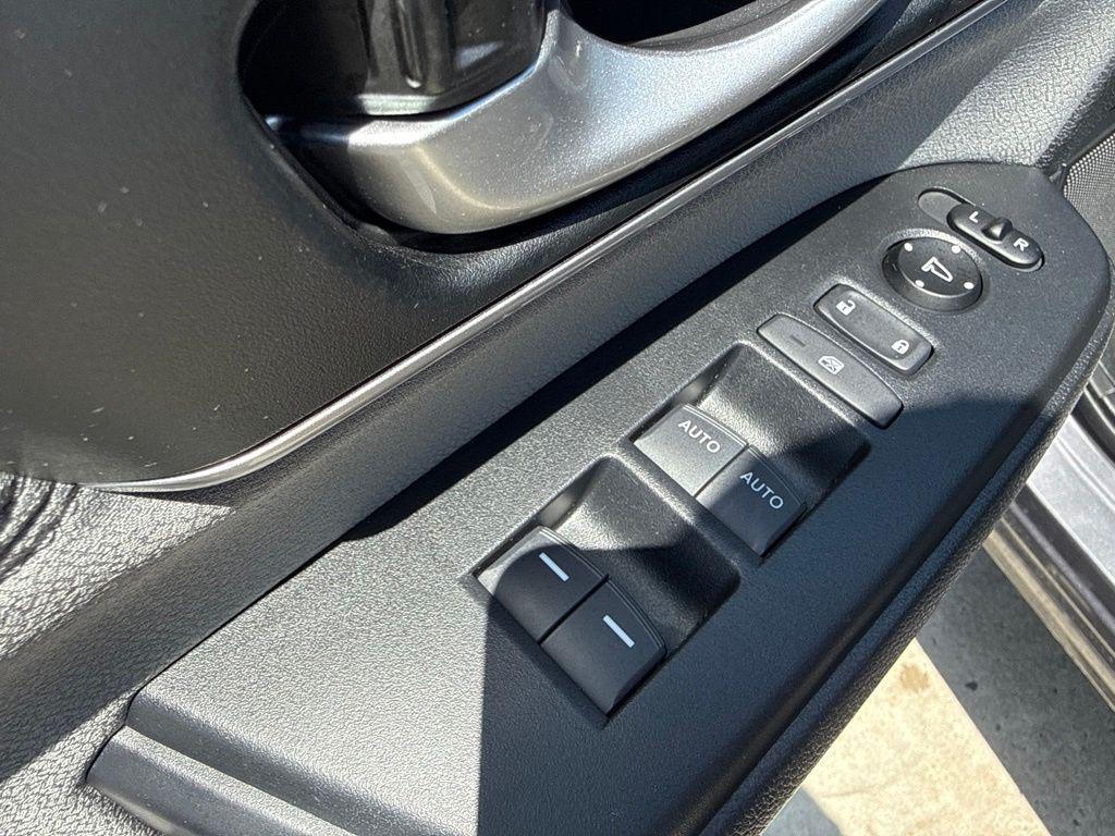 used 2021 Honda CR-V car, priced at $27,139