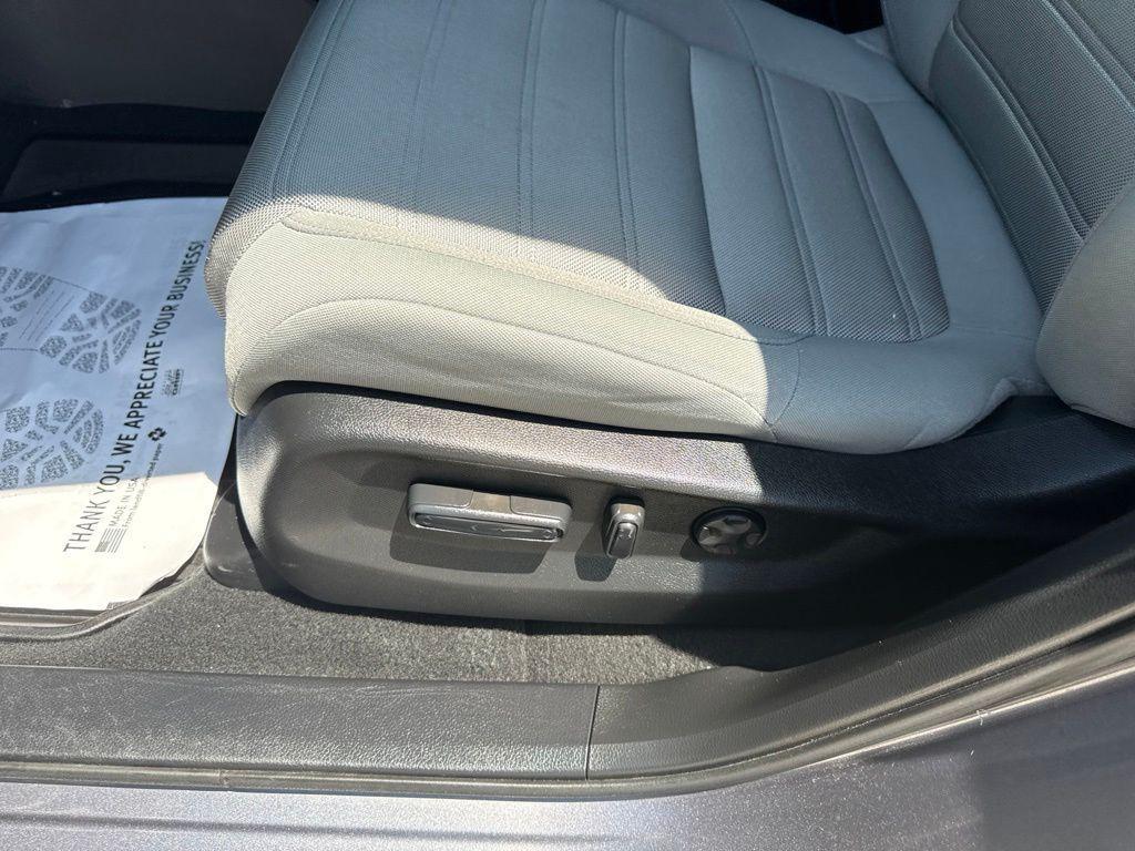 used 2021 Honda CR-V car, priced at $27,139