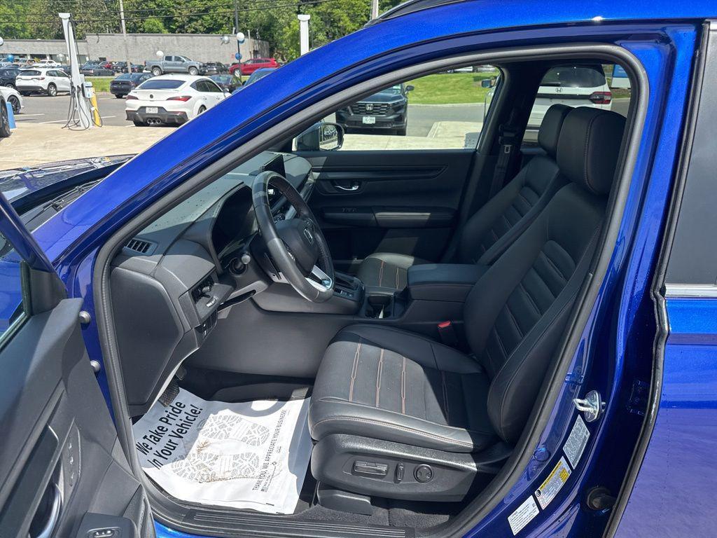 used 2024 Honda CR-V Hybrid car, priced at $36,818