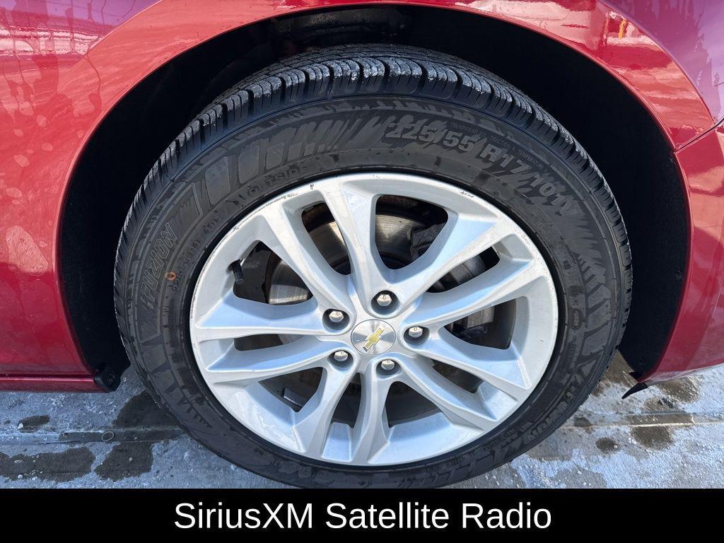 used 2018 Chevrolet Malibu car, priced at $11,639