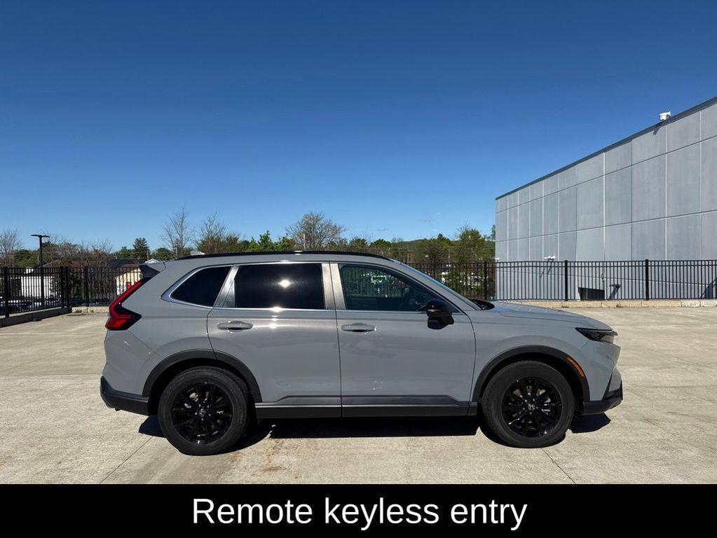 used 2025 Honda CR-V Hybrid car, priced at $35,990