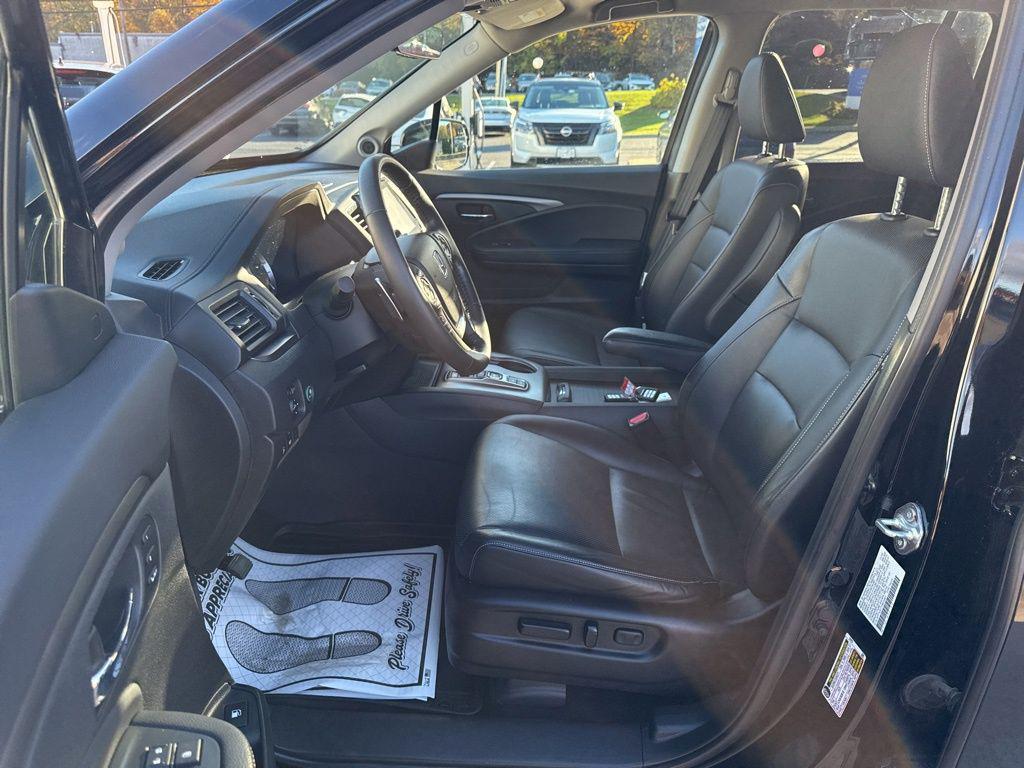 used 2023 Honda Ridgeline car, priced at $34,268