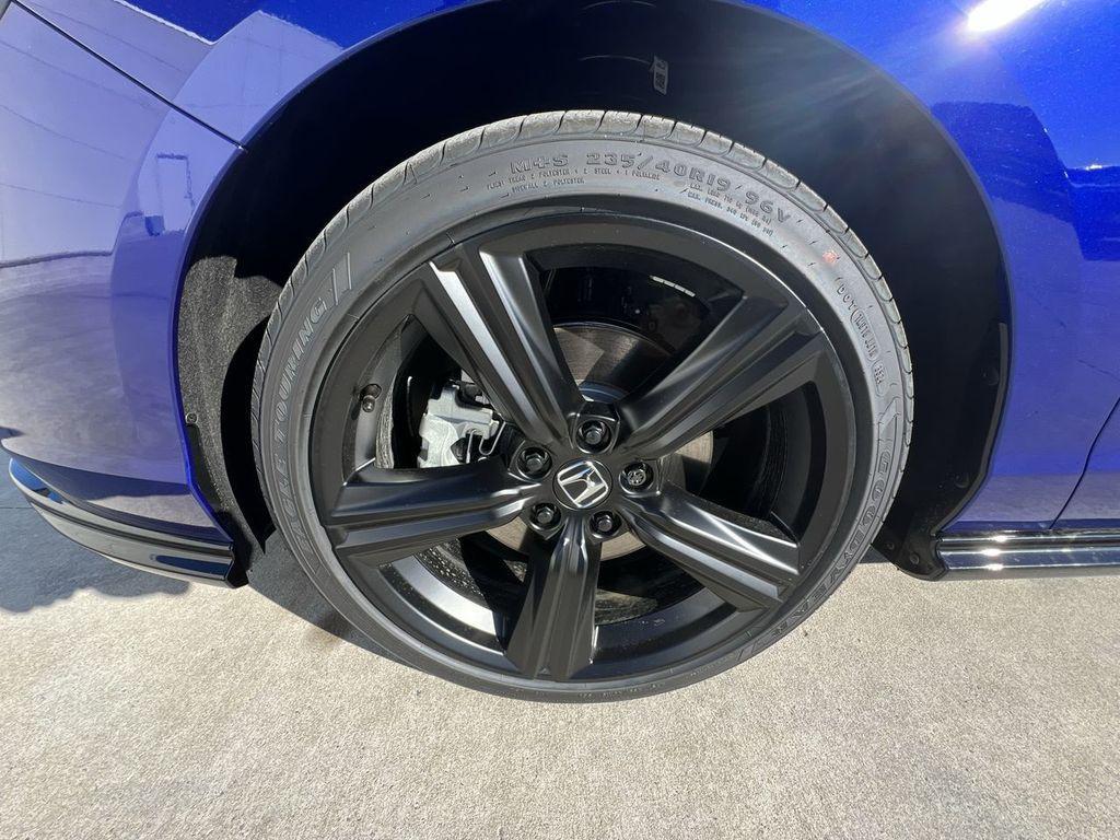 new 2025 Honda Accord Hybrid car, priced at $37,025