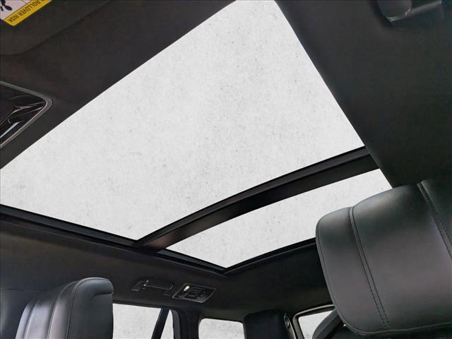 used 2022 Land Rover Range Rover car, priced at $52,996