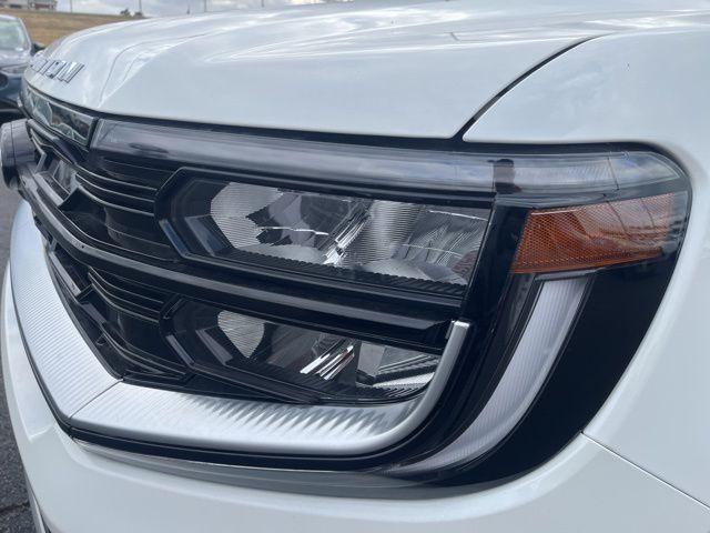 new 2025 Ford Expedition Max car, priced at $75,286