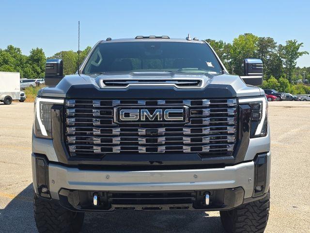 used 2025 GMC Sierra 2500 car, priced at $81,000