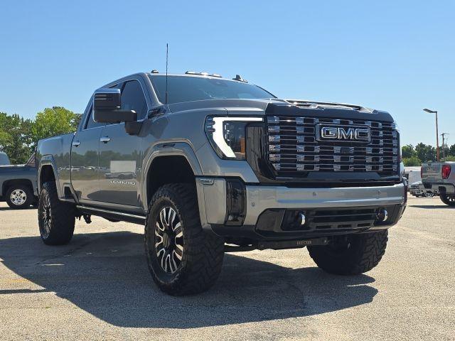 used 2025 GMC Sierra 2500 car, priced at $81,000