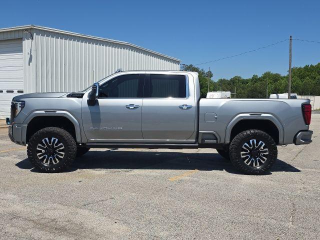 used 2025 GMC Sierra 2500 car, priced at $81,000