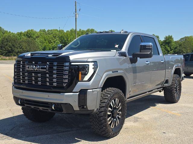 used 2025 GMC Sierra 2500 car, priced at $81,000