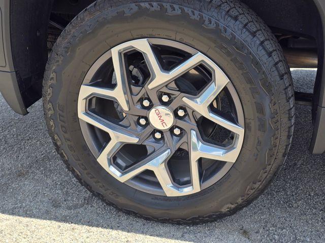 used 2024 GMC Sierra 1500 car, priced at $52,000