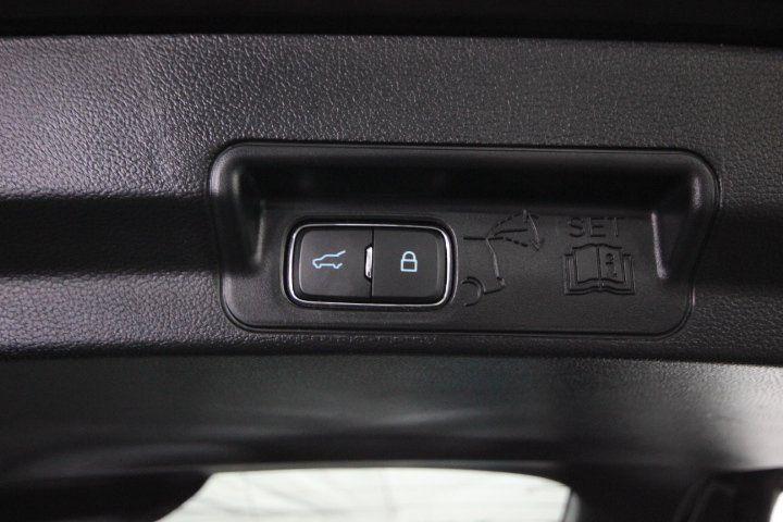 used 2022 Ford Explorer car, priced at $22,995