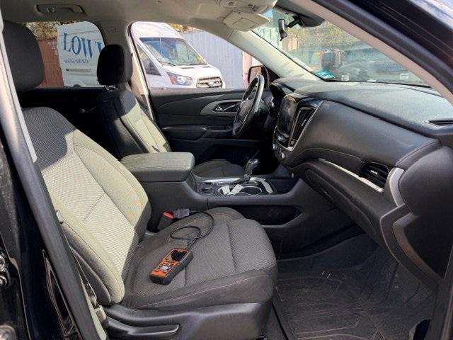 used 2020 Chevrolet Traverse car, priced at $18,495