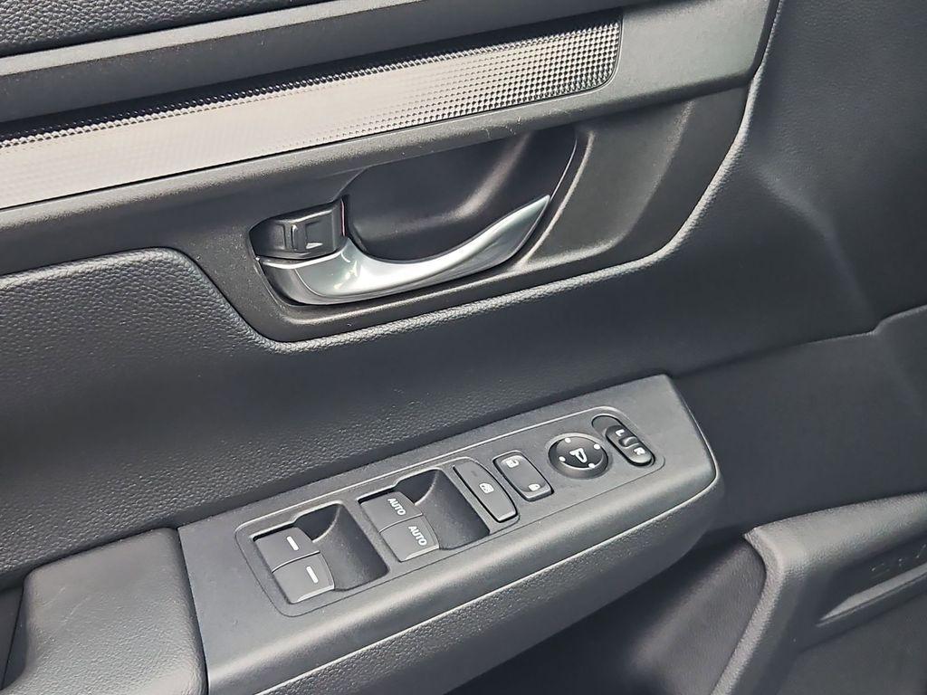 used 2025 Honda CR-V car, priced at $33,967