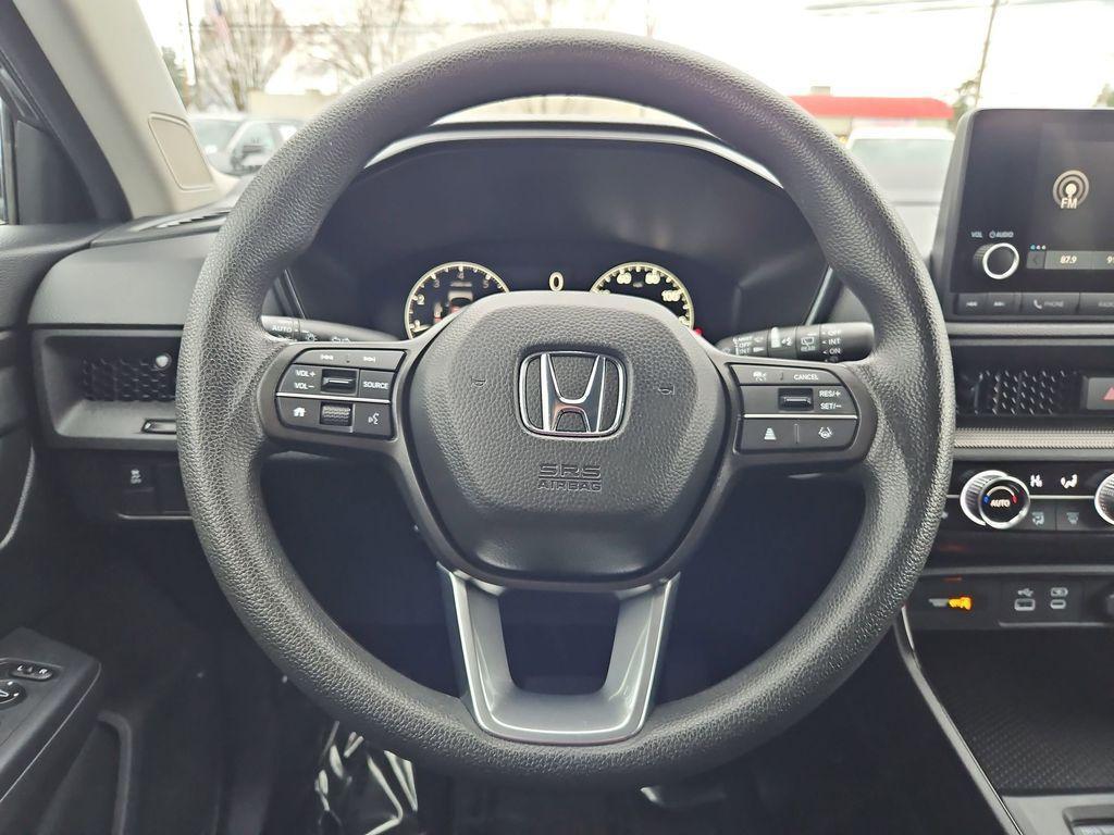 used 2025 Honda CR-V car, priced at $33,967