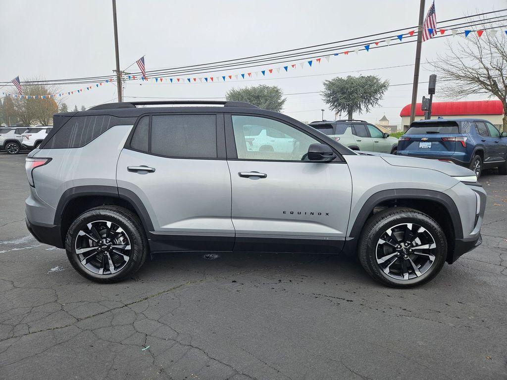 new 2026 Chevrolet Equinox car, priced at $33,403