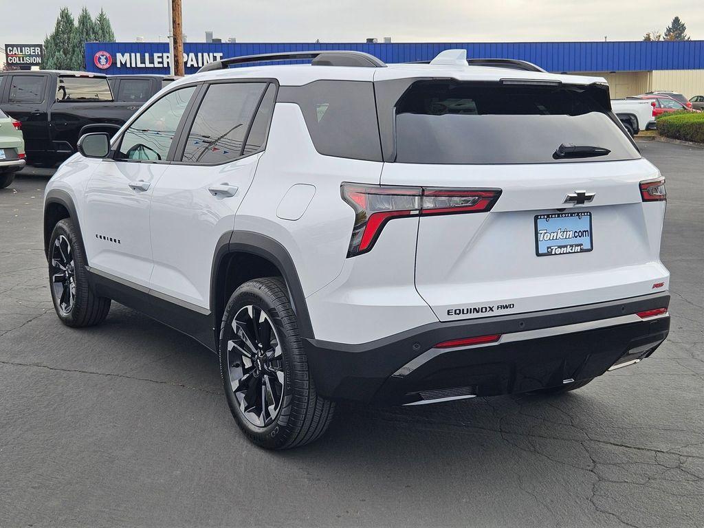 new 2026 Chevrolet Equinox car, priced at $33,472