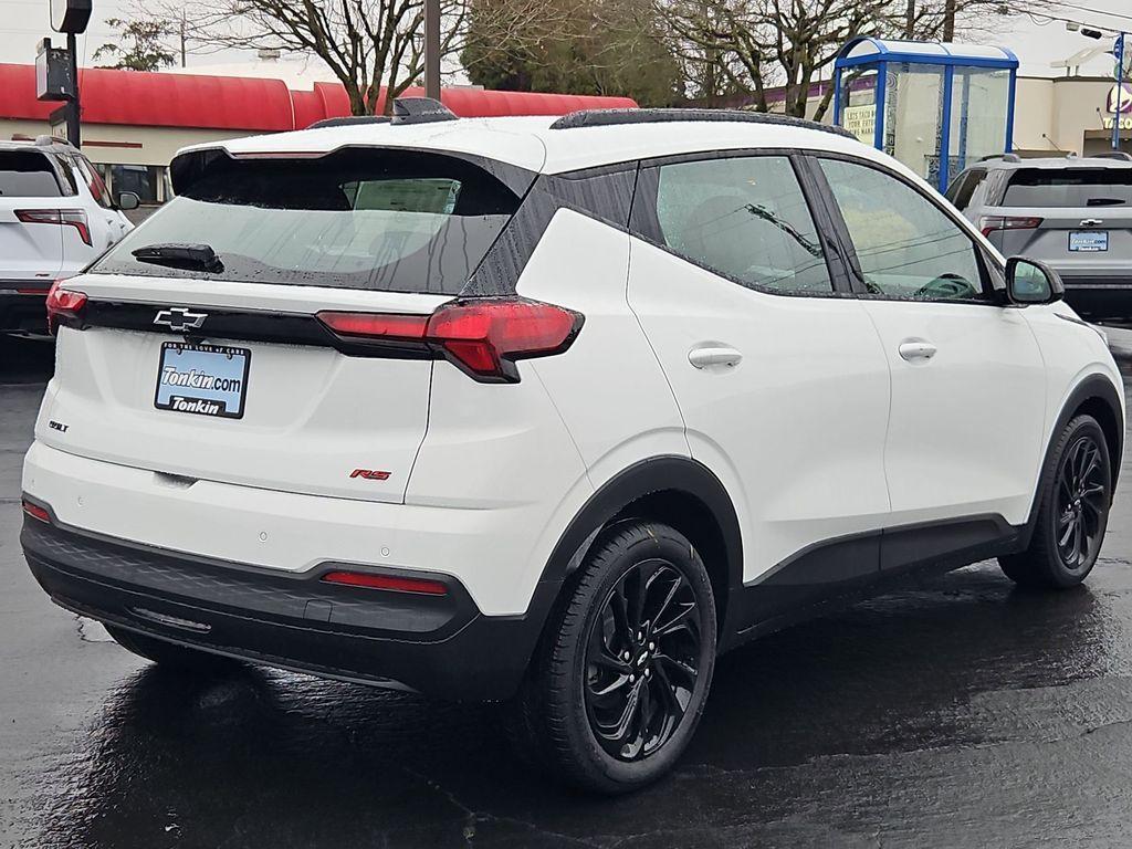 new 2027 Chevrolet Bolt car