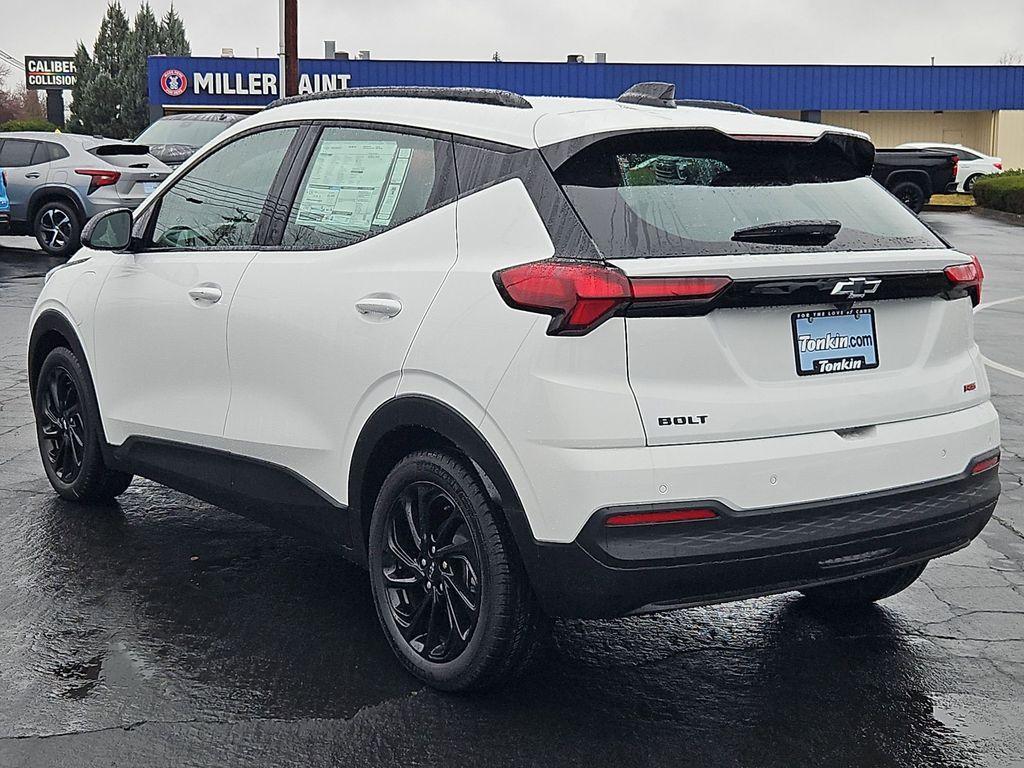 new 2027 Chevrolet Bolt car