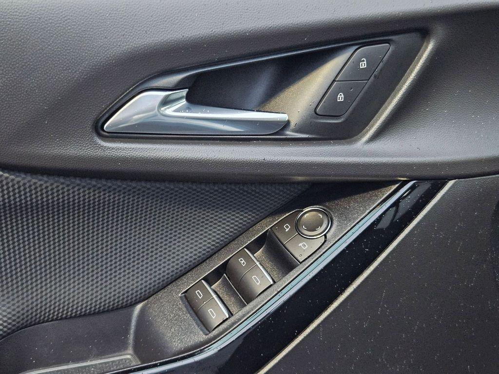 new 2026 Chevrolet Equinox car, priced at $33,677