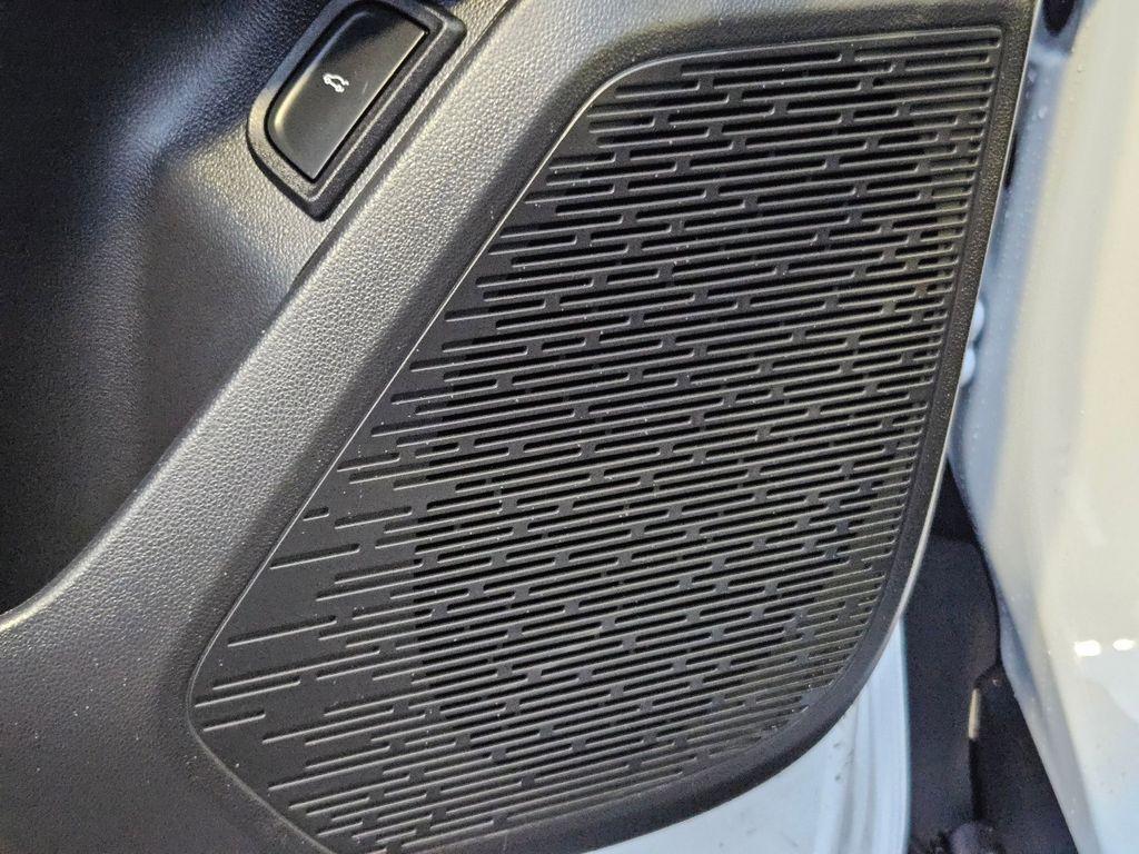 new 2026 Chevrolet Equinox car, priced at $33,677