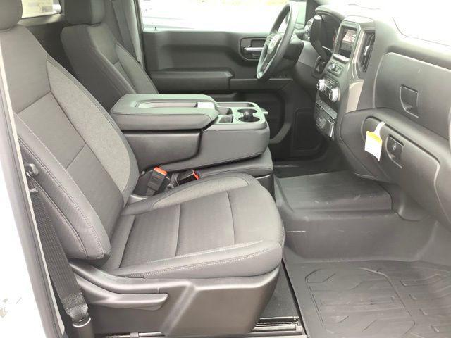 new 2025 GMC Sierra 1500 car, priced at $42,999