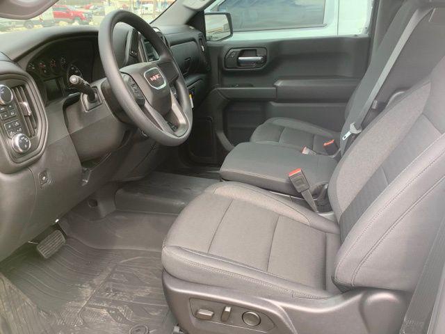 new 2025 GMC Sierra 1500 car, priced at $42,999