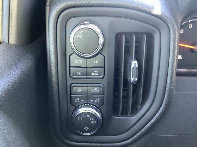 new 2025 GMC Sierra 1500 car, priced at $43,244