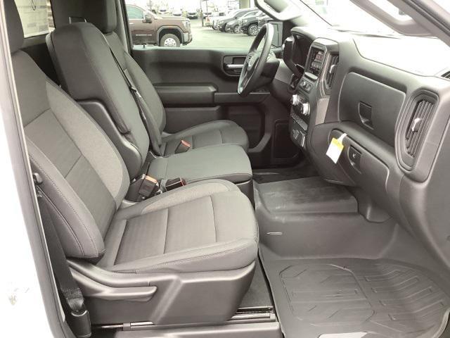 new 2025 GMC Sierra 1500 car, priced at $42,999