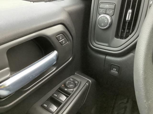 new 2026 GMC Sierra 1500 car, priced at $40,739