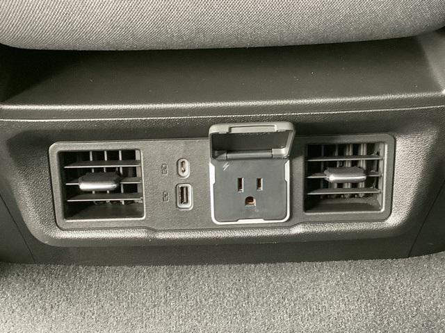 used 2023 GMC Sierra 1500 car, priced at $30,990