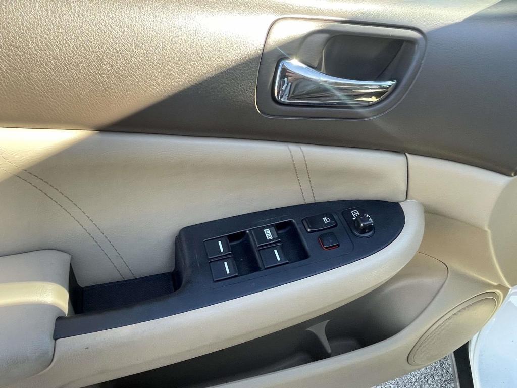 used 2004 Honda Accord car, priced at $4,722