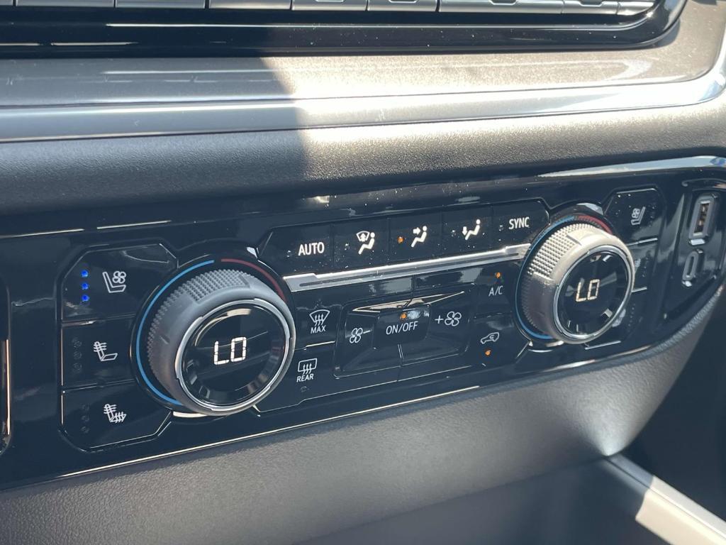 new 2025 Chevrolet Silverado 2500 car, priced at $81,047