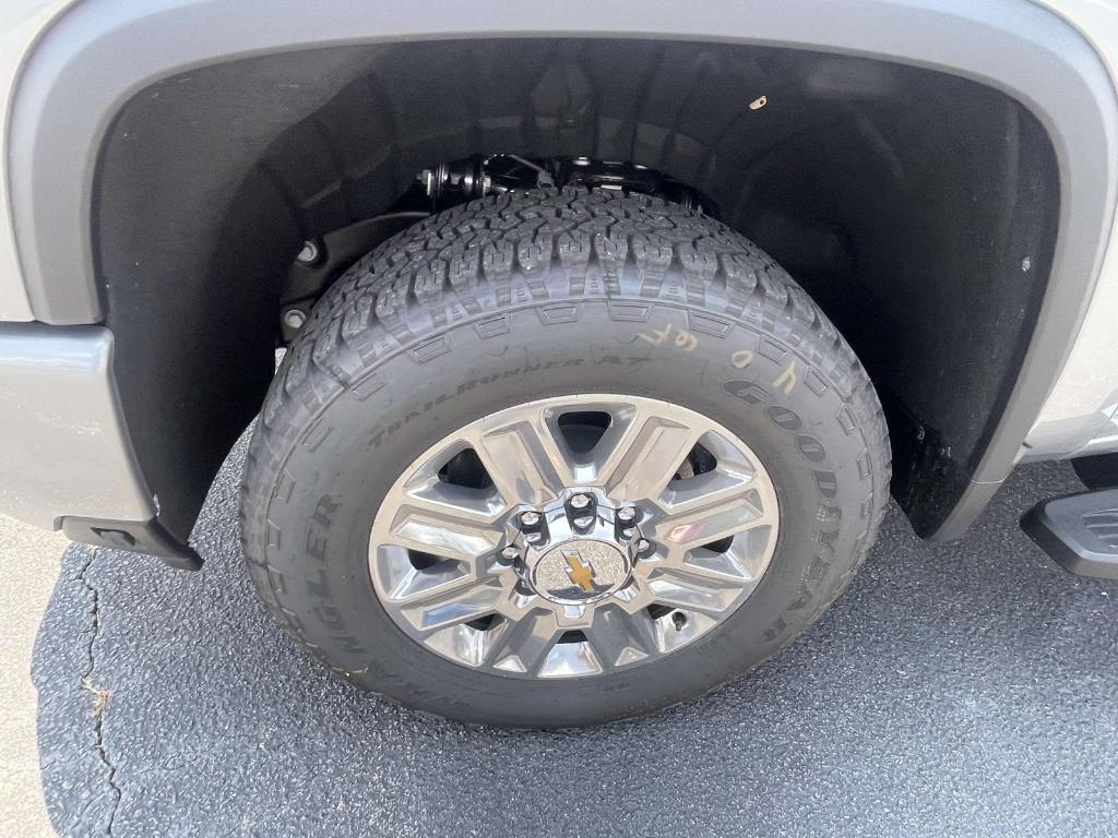 new 2025 Chevrolet Silverado 2500 car, priced at $81,047