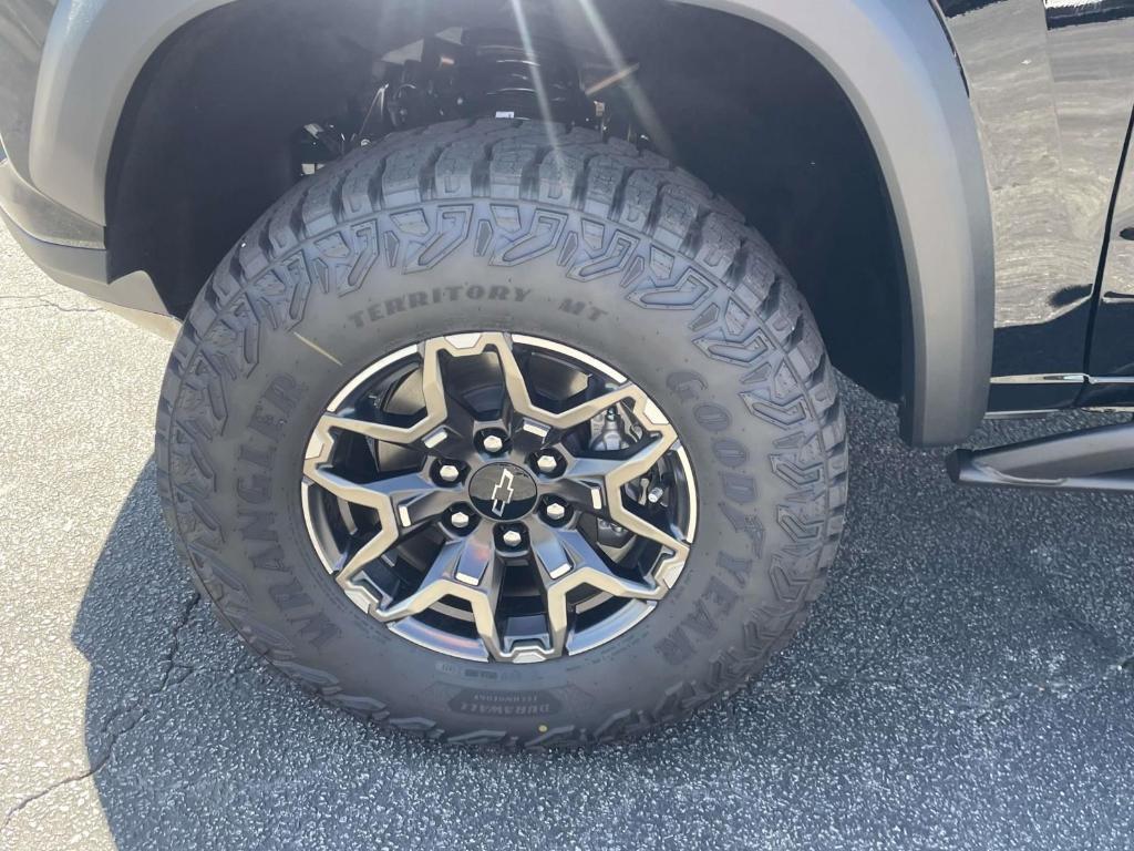 new 2026 Chevrolet Colorado car, priced at $51,238