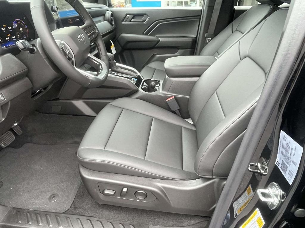 new 2026 Chevrolet Colorado car, priced at $45,095
