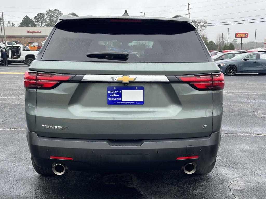 used 2022 Chevrolet Traverse car, priced at $25,192
