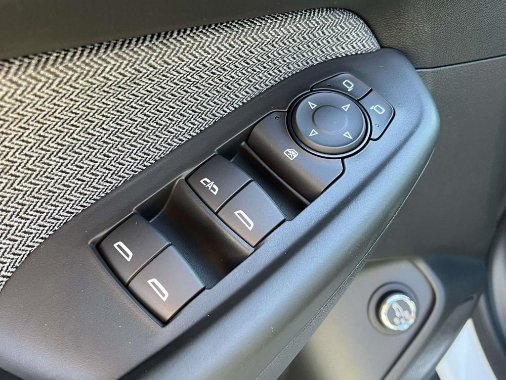 new 2026 Chevrolet TrailBlazer car, priced at $28,514