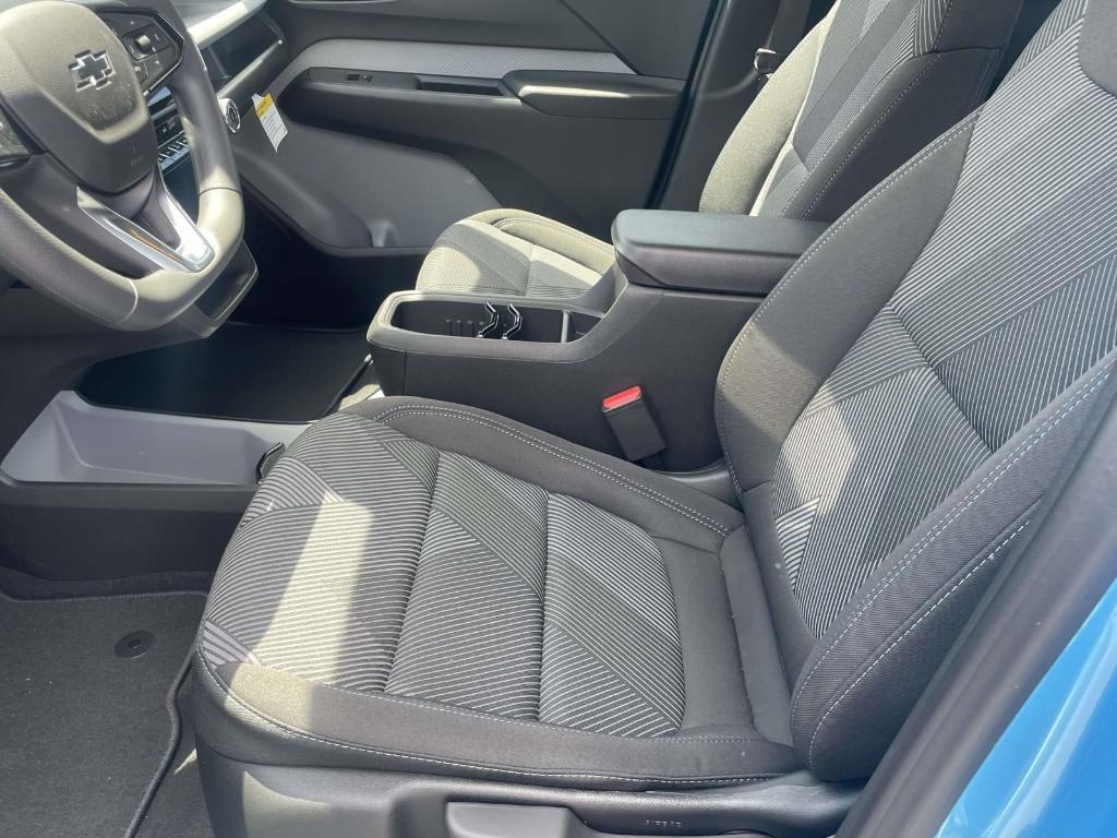 new 2027 Chevrolet Bolt car, priced at $28,151