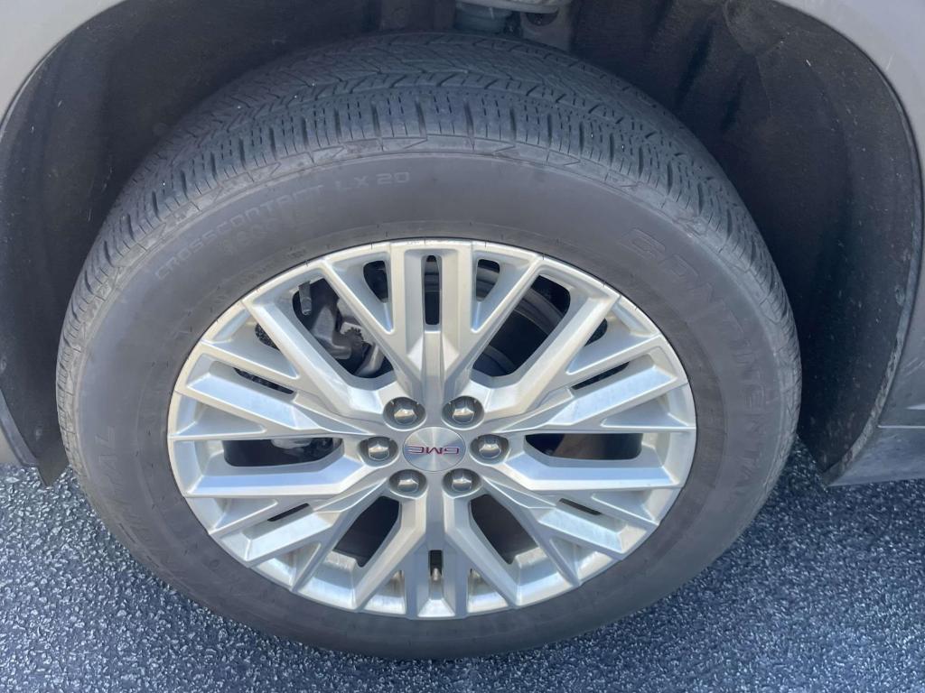 used 2024 GMC Acadia car, priced at $32,632