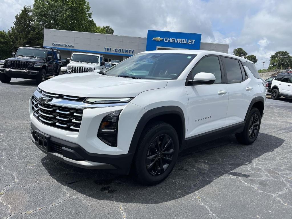 used 2025 Chevrolet Equinox car, priced at $27,635