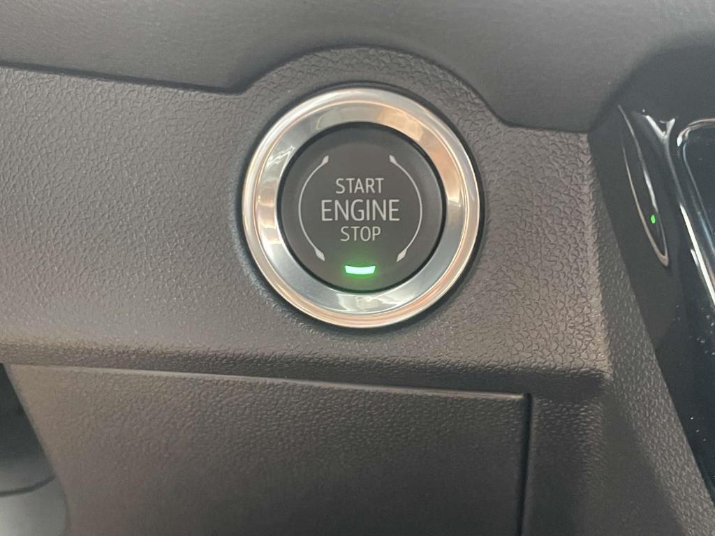 new 2026 Chevrolet Traverse car, priced at $54,753