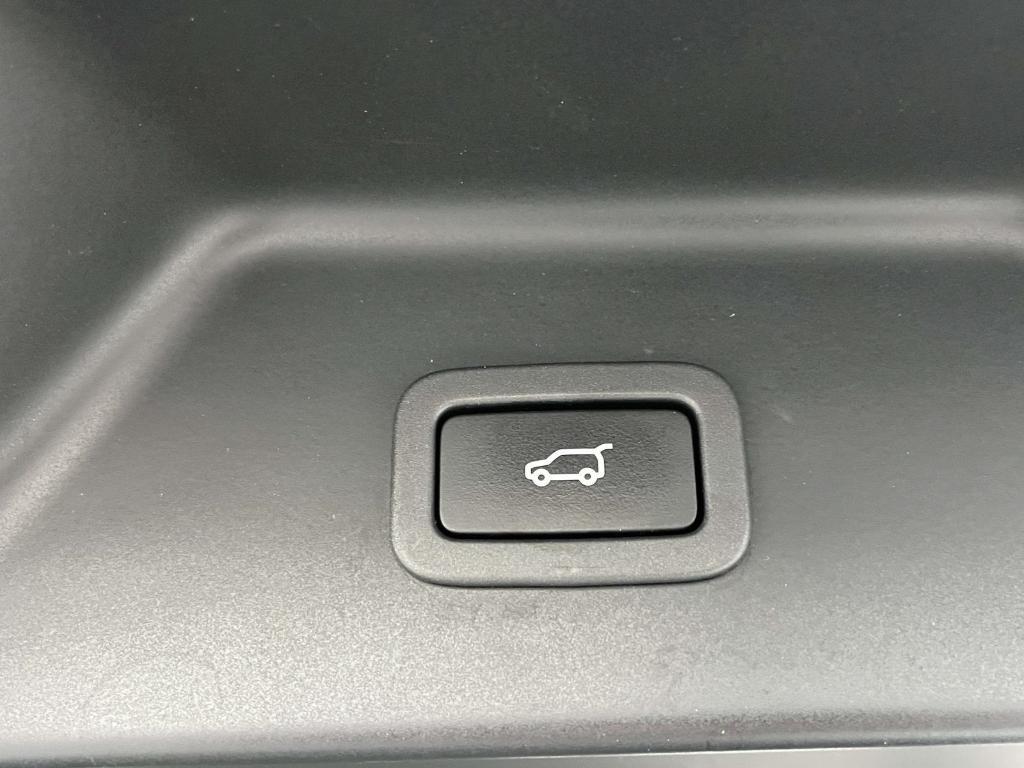 used 2017 Land Rover Range Rover car, priced at $19,464