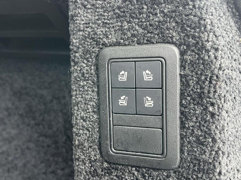 used 2017 Land Rover Range Rover car, priced at $19,464