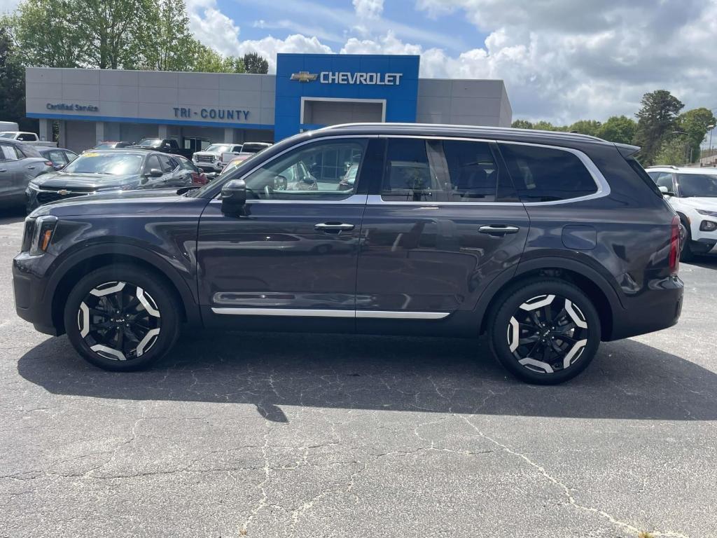 used 2025 Kia Telluride car, priced at $37,871