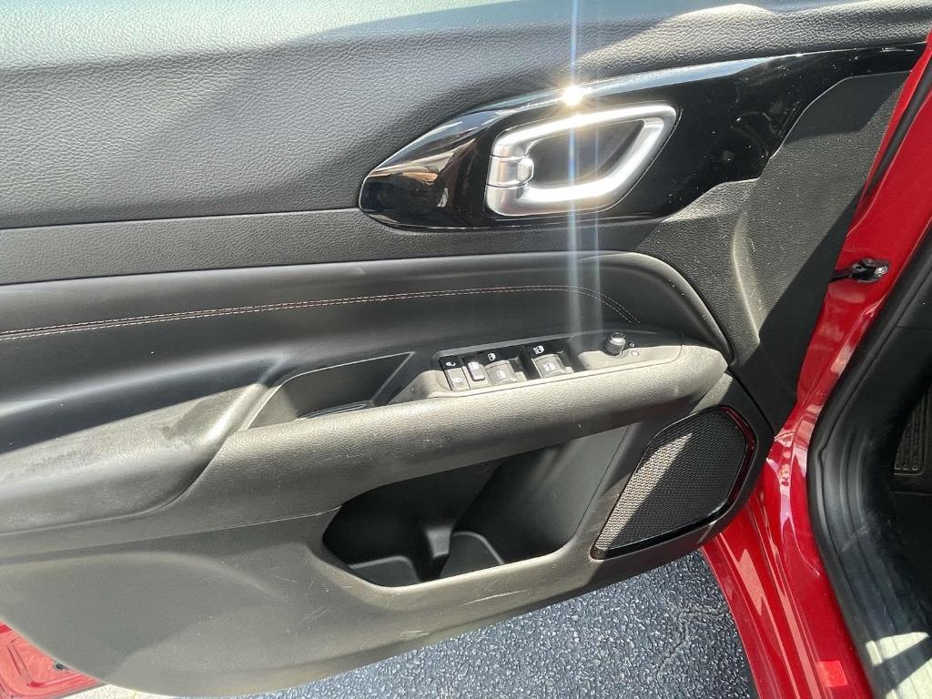 used 2023 Jeep Compass car, priced at $19,232