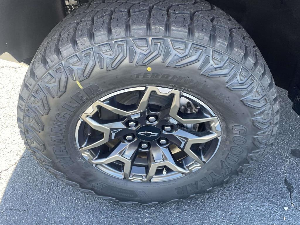 new 2026 Chevrolet Colorado car, priced at $52,865