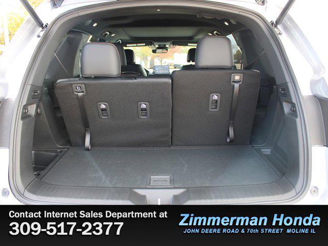 new 2025 Honda Pilot car, priced at $50,895